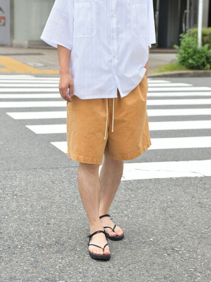 CAMIEL FORTGENS カミエルフォートヘンス BOXY SHIRT CF.21.04.01.02 ストライプ コットン オランダ CAMIEL FORTGENS カミエルフォートヘンス KNEE SHORTS CF21.13.01.01 キャンバス ダック ショーツ ベージュ カーハート アメリカ オランダ 26ss 春夏 夏 春 秋 ベージュ ナチュラル 愛知県 名古屋 丸の内 セレクトショップ THIRD PLACE サードプレイス