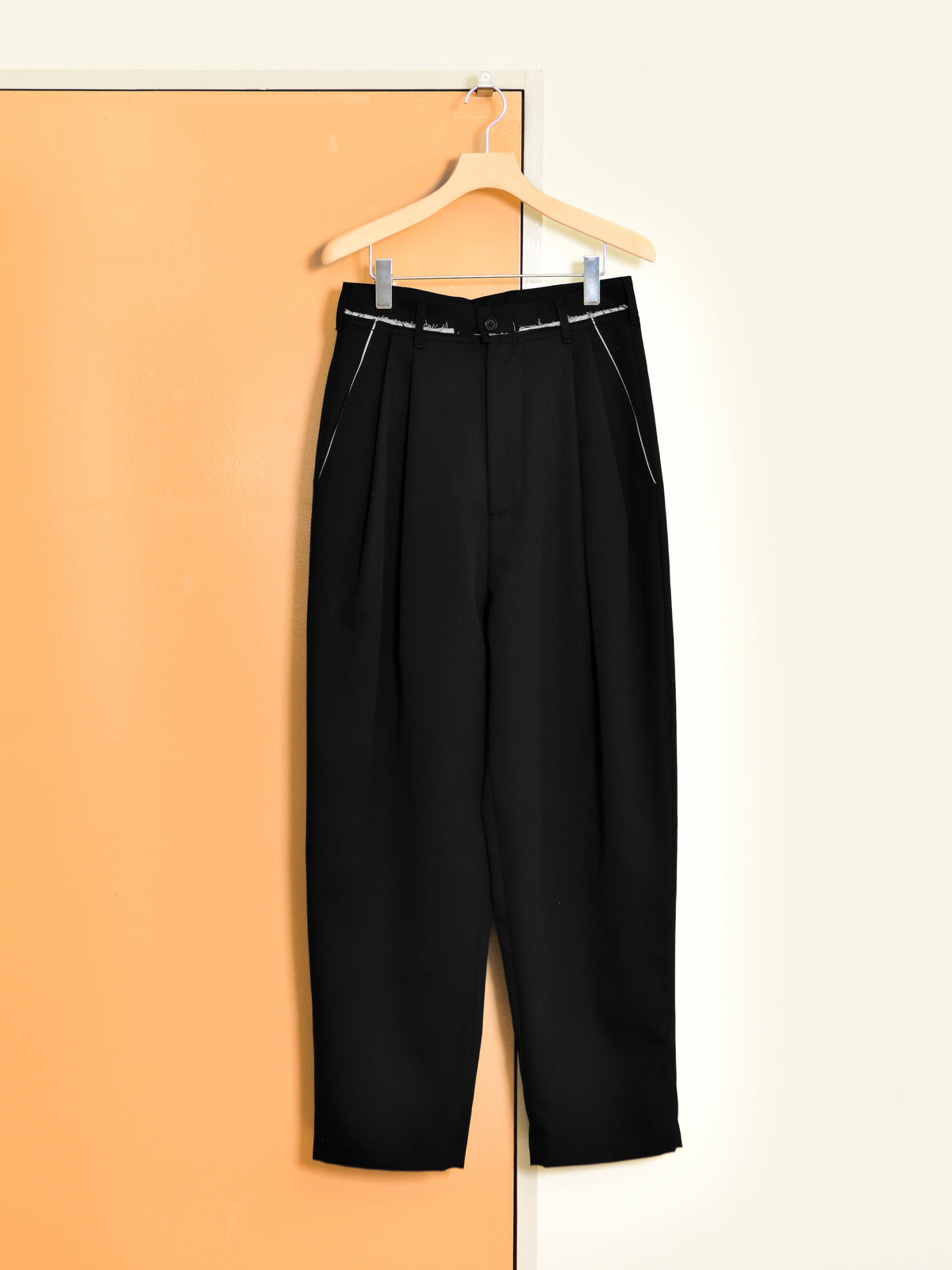 CAMIEL FORTGENS カミエルフォートヘンス SUIT PANTS BLACK ブラック CF.22.06.04.01 パンツ ウール オランダ 26aw 春夏 日本取り扱い 名古屋 丸の内 セレクトショップ THIRD PLACE サードプレイス