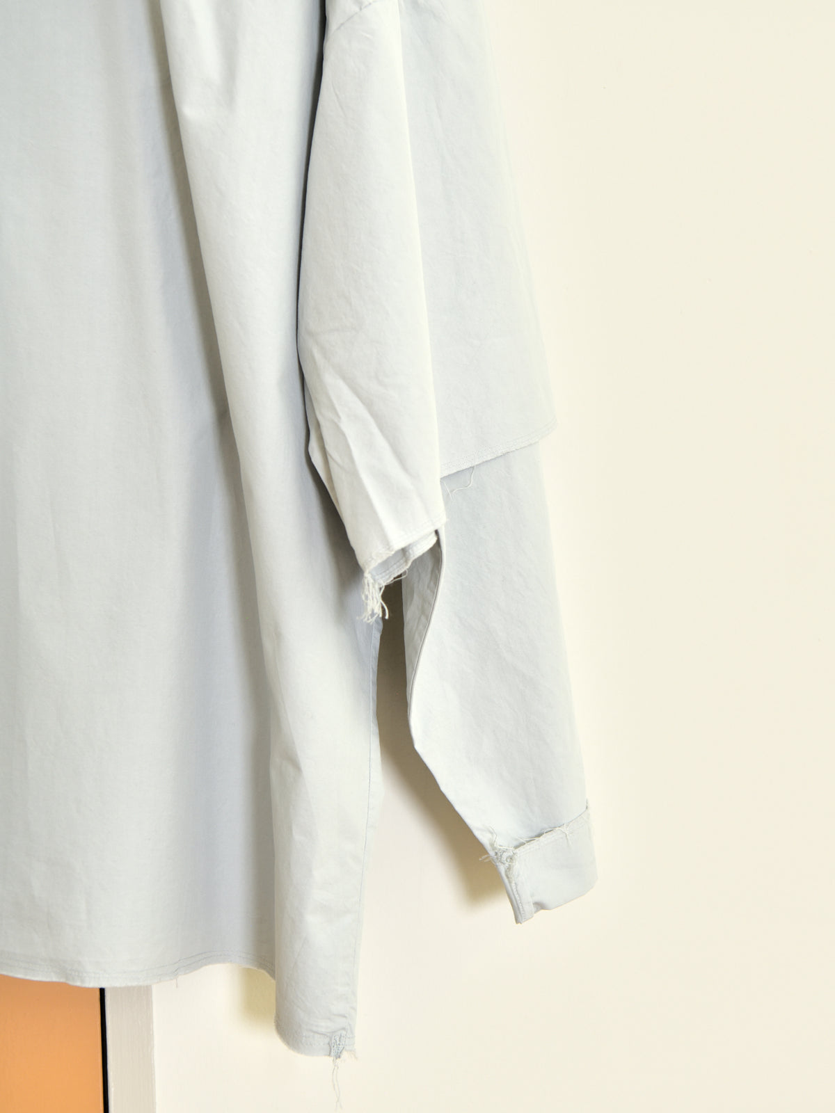 CAMIEL FORTGENS カミエルフォートヘンス DOUBLE SLEEVE SHIRT LIGHT GREY グレー CF.22.04.04.02 シャツ 定番 コットン オランダ 26aw 春夏 日本取り扱い 名古屋 丸の内 セレクトショップ THIRD PLACE サードプレイス