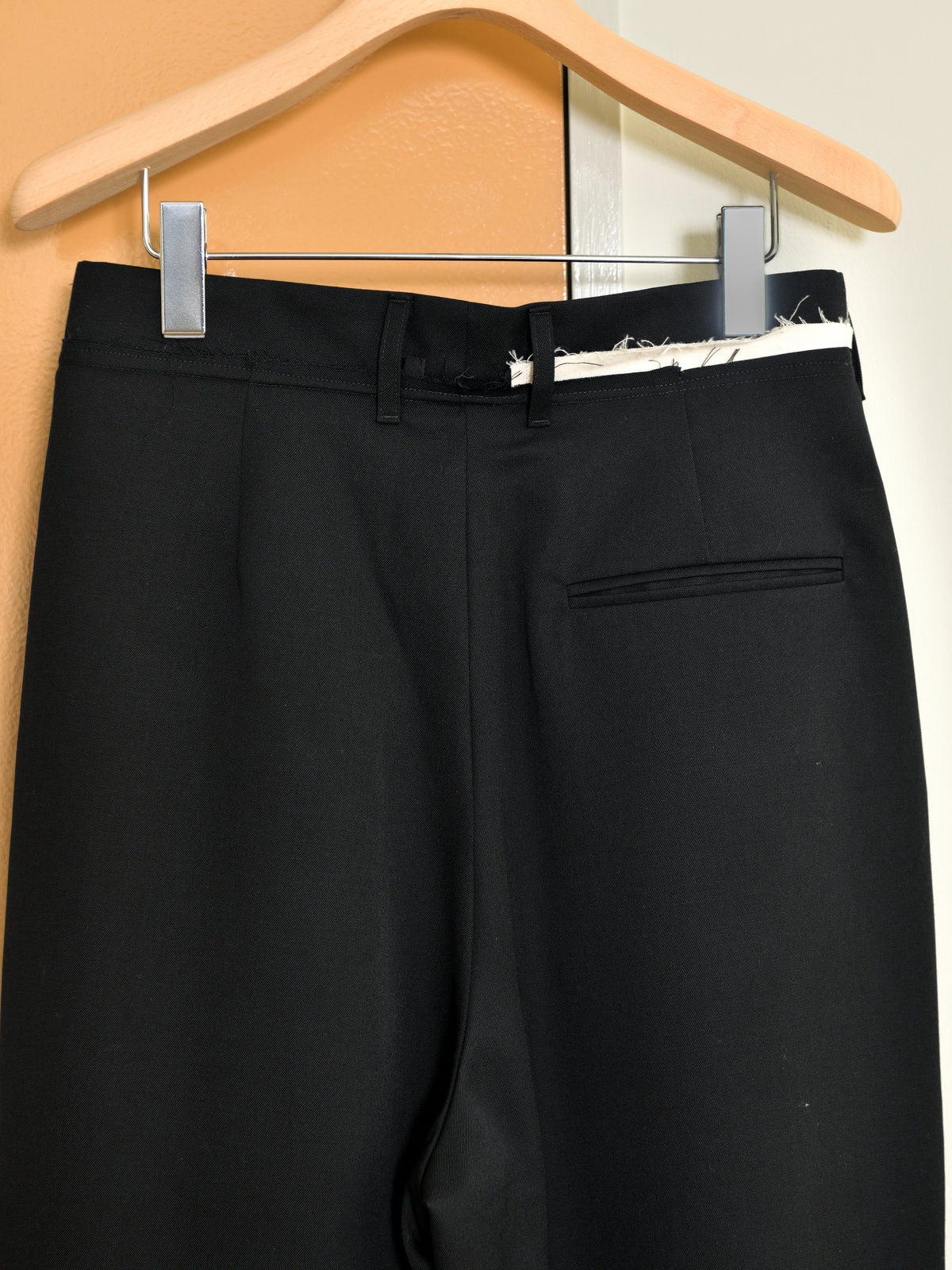 CAMIEL FORTGENS カミエルフォートヘンス SUIT PANTS BLACK ブラック CF.22.06.04.01 パンツ ウール オランダ 26aw 春夏 日本取り扱い 名古屋 丸の内 セレクトショップ THIRD PLACE サードプレイス