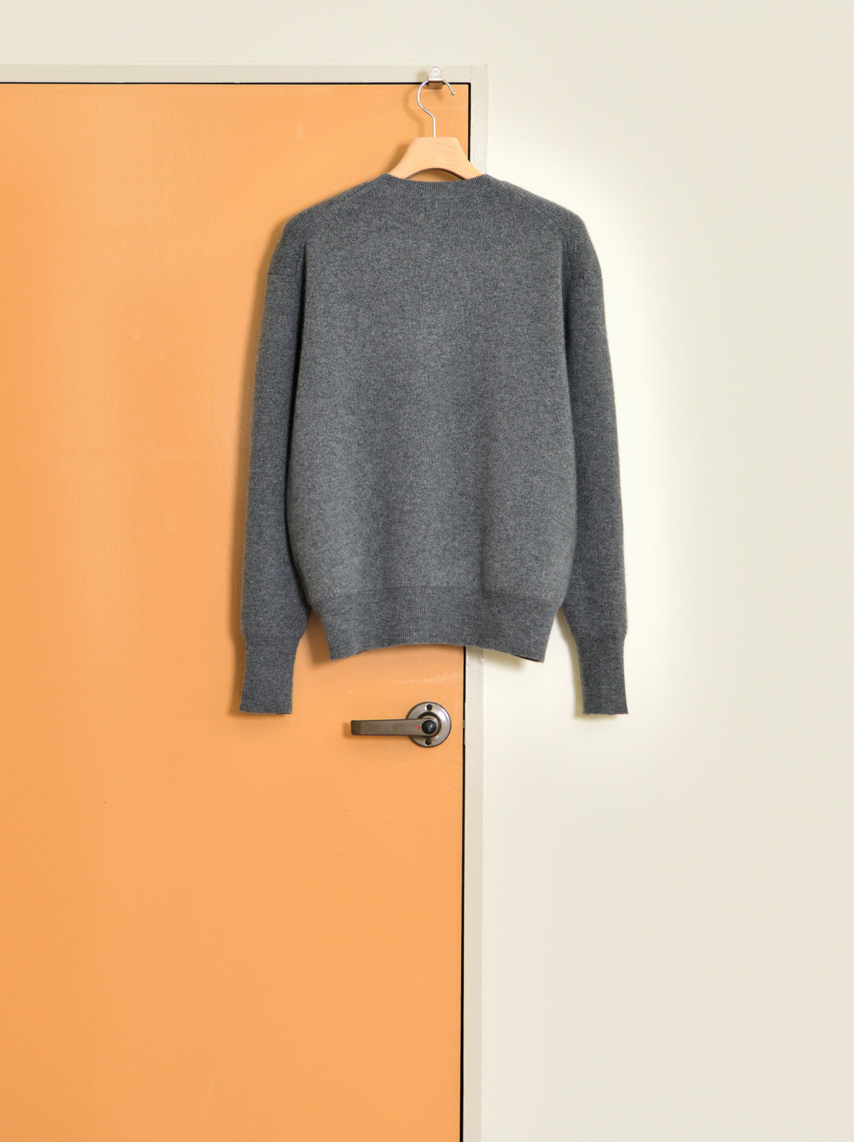 YOKE ヨーク Cashmere Crewneck Sweater YK26FW01389S GRAY グレー カシミア スウェット 26FW 日本取り扱い 名古屋 丸の内 セレクトショップ THIRD PLACE サードプレイス