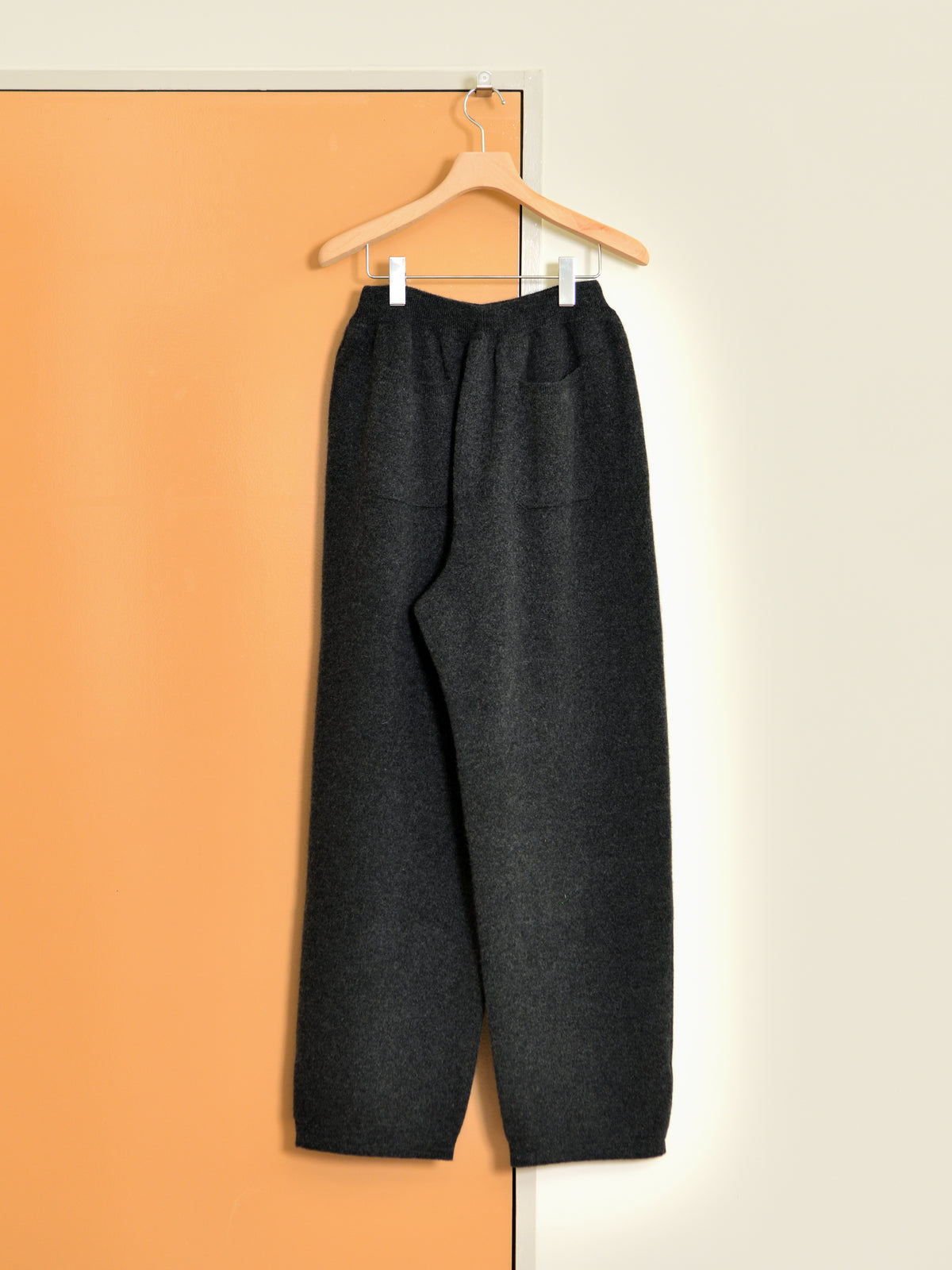 YOKE ヨーク Cashmere Knit Pants YK26FW01417S CHARCOAL チャコール カシミア スウェット 26FW 日本取り扱い 名古屋 丸の内 セレクトショップ THIRD PLACE サードプレイス