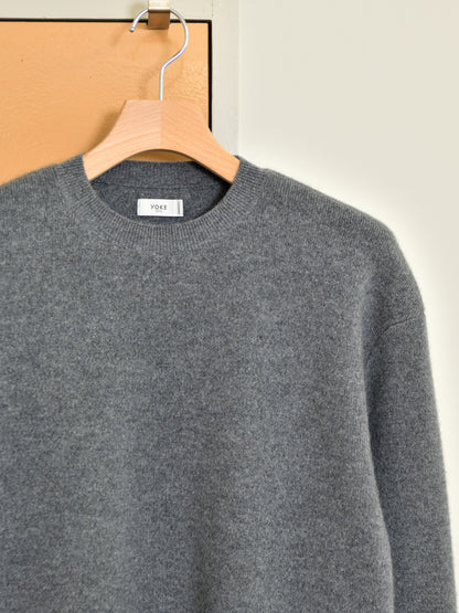 YOKE ヨーク Cashmere Crewneck Sweater YK26FW01389S GRAY グレー カシミア スウェット 26FW 日本取り扱い 名古屋 丸の内 セレクトショップ THIRD PLACE サードプレイス
