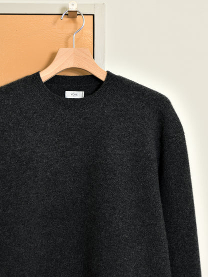 YOKE ヨーク Cashmere Crewneck Sweater YK26FW01389S CHARCOAL チャコール カシミア スウェット 26FW 日本取り扱い 名古屋 丸の内 セレクトショップ THIRD PLACE サードプレイス