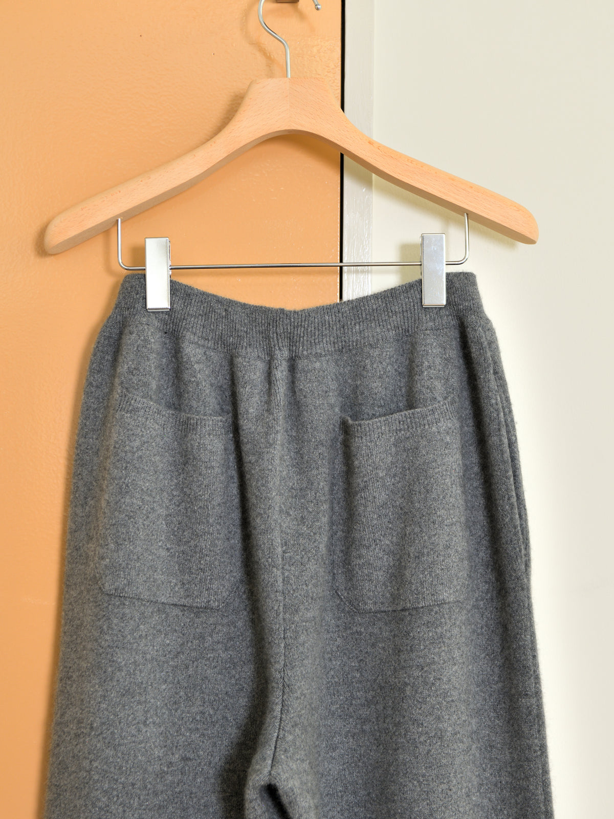 YOKE ヨーク Cashmere Knit Pants YK26FW01417S GRAY グレー カシミア スウェット 26FW 日本取り扱い 名古屋 丸の内 セレクトショップ THIRD PLACE サードプレイス
