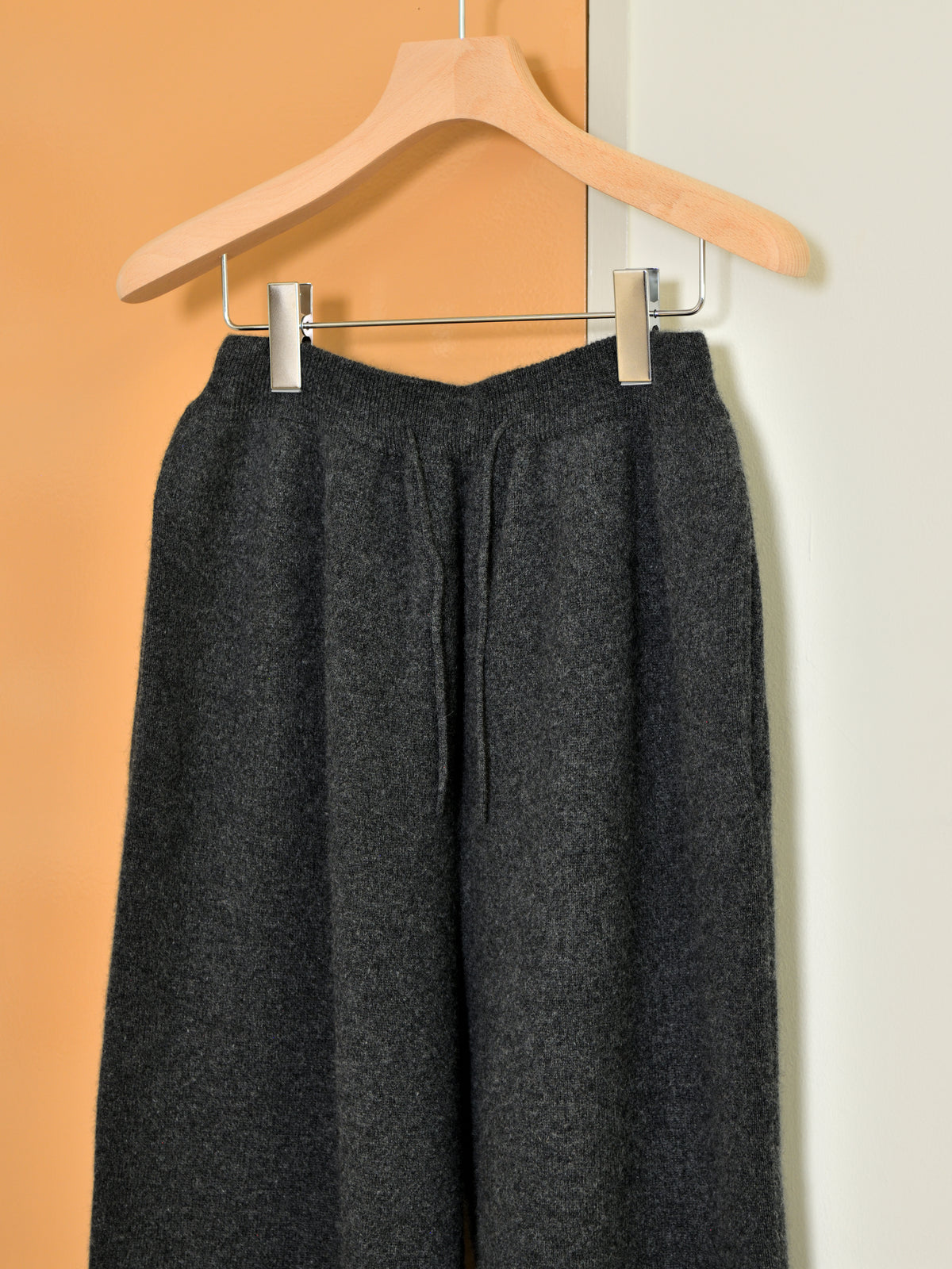 YOKE ヨーク Cashmere Knit Pants YK26FW01417S CHARCOAL チャコール カシミア スウェット 26FW 日本取り扱い 名古屋 丸の内 セレクトショップ THIRD PLACE サードプレイス