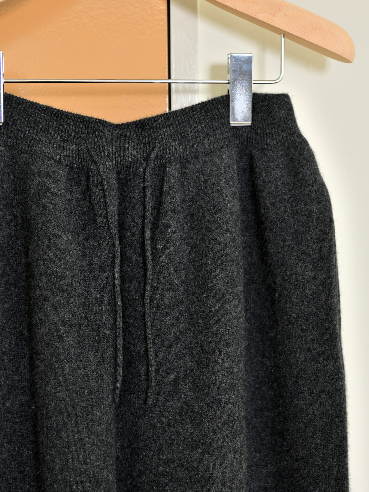 YOKE ヨーク Cashmere Knit Pants YK26FW01417S CHARCOAL チャコール カシミア スウェット 26FW 日本取り扱い 名古屋 丸の内 セレクトショップ THIRD PLACE サードプレイス