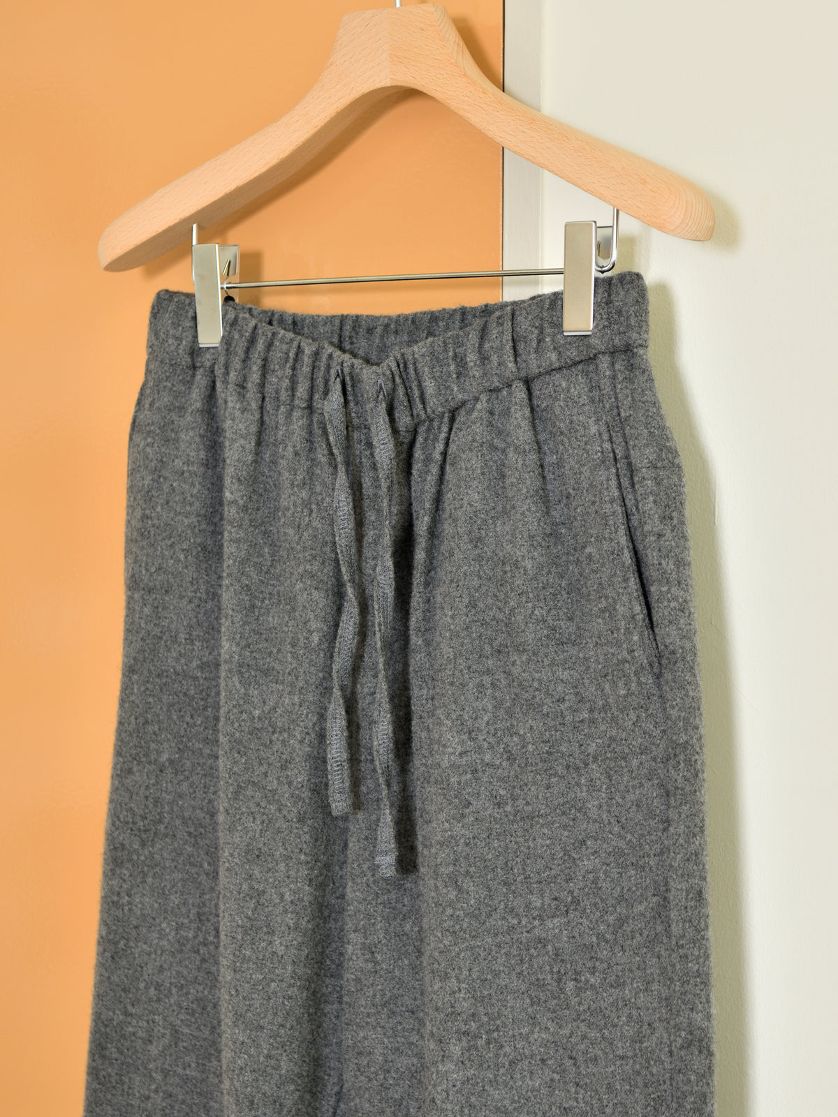 YOKE ヨーク Wool Cashmere Fleece Lounge Pants YK26FW01364P GRAY グレー カシミア スウェット 26FW 日本取り扱い 名古屋 丸の内 セレクトショップ THIRD PLACE サードプレイス