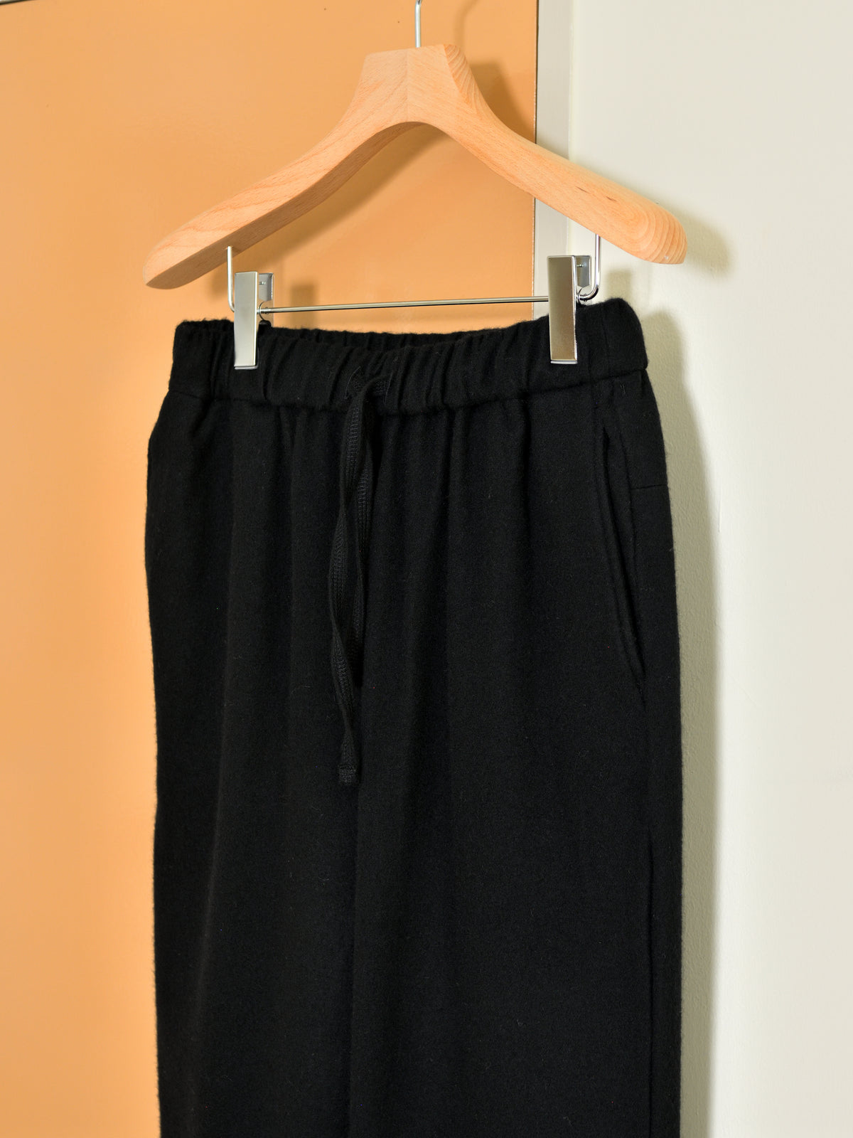 YOKE ヨーク Wool Cashmere Fleece Lounge Pants YK26FW01364P BLACK ブラック カシミア スウェット 26FW 日本取り扱い 名古屋 丸の内 セレクトショップ THIRD PLACE サードプレイス