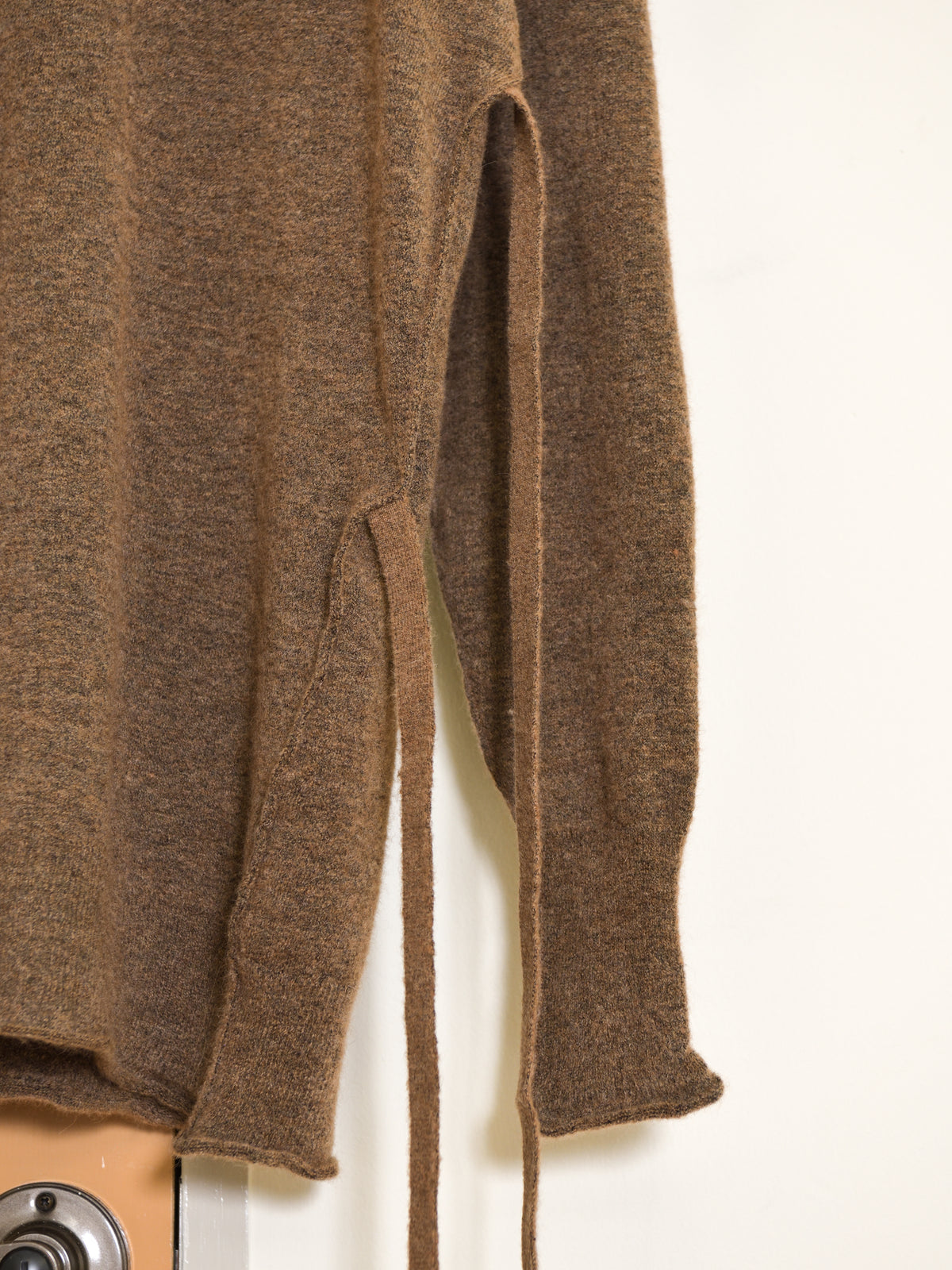 rus ルース KARAMU sweater TAUPE RU26AW021A トープ カシミア アルパカ スペイン レディース 26FW 日本取り扱い 名古屋 丸の内 セレクトショップ THIRD PLACE サードプレイス