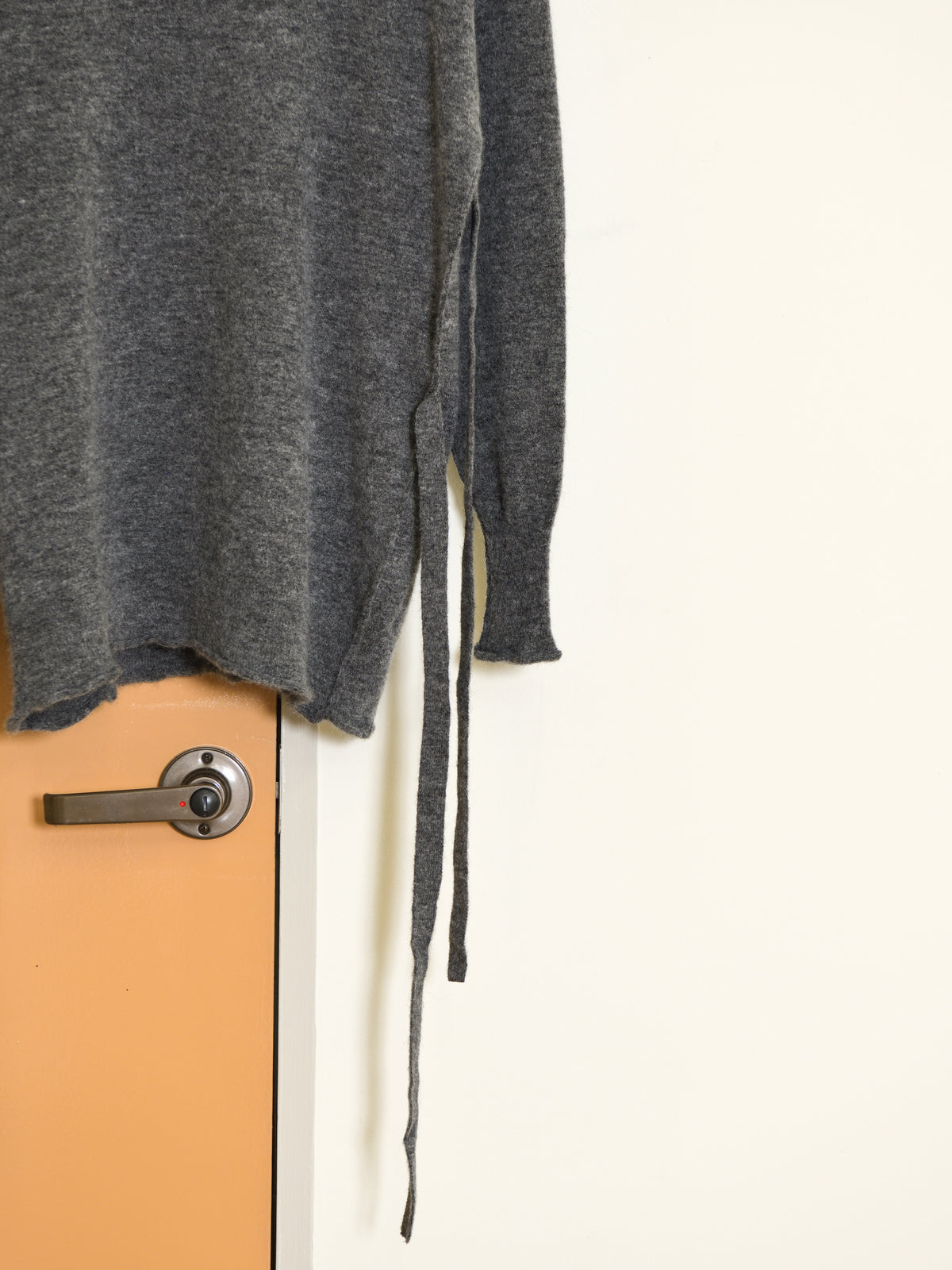 rus ルース KARAMU sweater GRAPHITE RU26AW021B グラファイト チャコール グレー カシミア アルパカ スペイン レディース 26FW 日本取り扱い 名古屋 丸の内 セレクトショップ THIRD PLACE サードプレイス