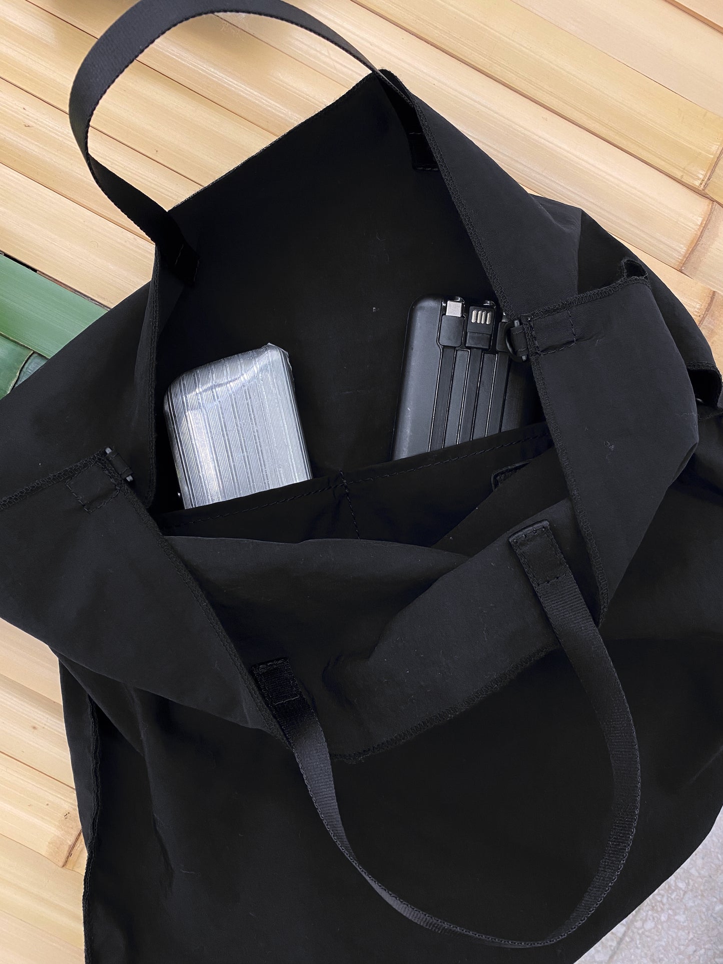 HAAL ハール OMUNI FOUR MEDIUM M05 ナイロン ブラック BLACK 26FW 日本取り扱い 名古屋 丸の内 セレクトショップ THIRD PLACE サードプレイス