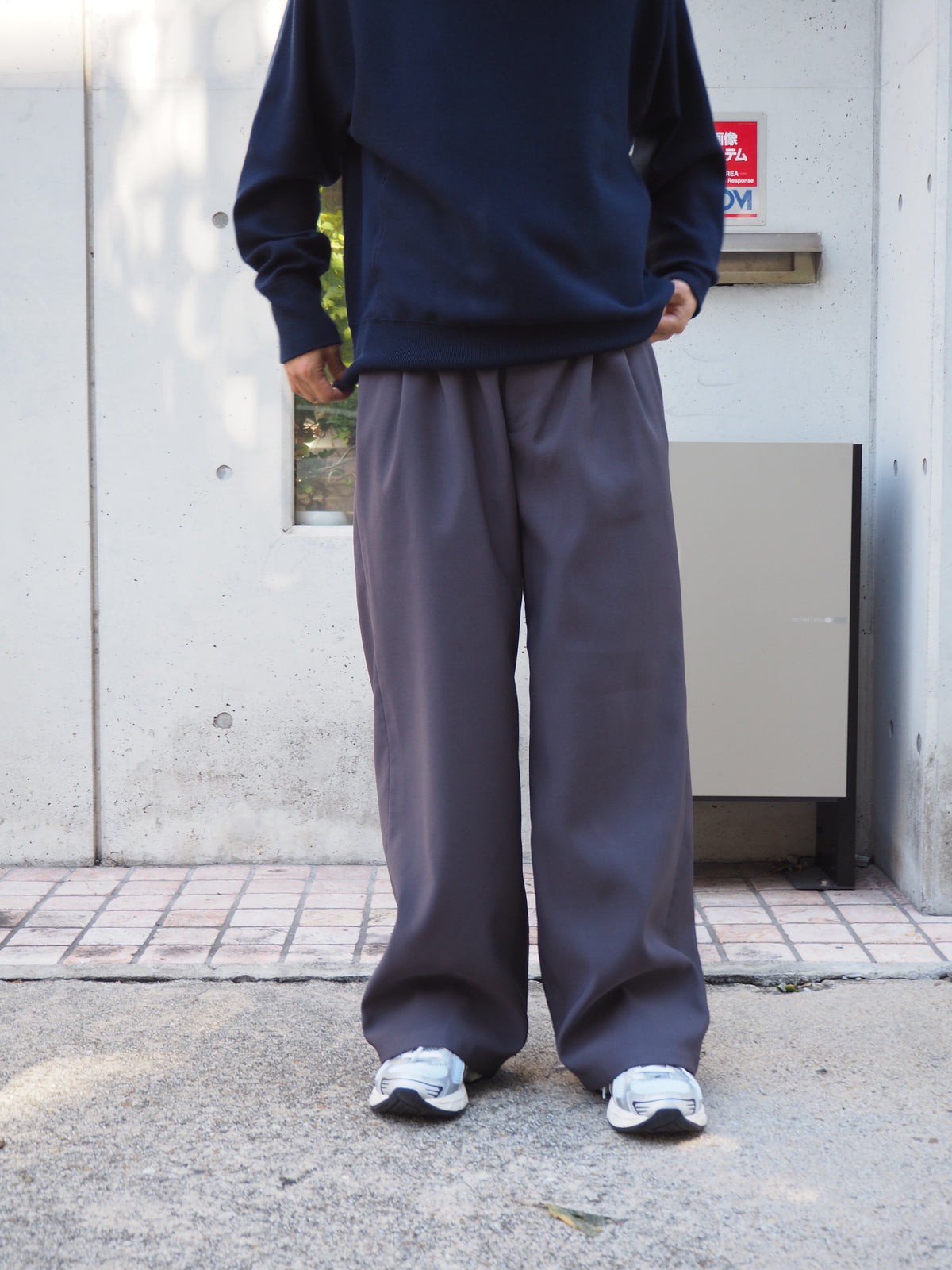 TOZAOU トザオウ Doorman Pants C.GRAY グレー チャコール TOZ-26AW-PA0002 トラウザー パンツ スラックス ポリエステル イージーケア ドアマンパンツ 26AW 愛知県 名古屋 丸の内 セレクトショップ THIRD PLACE サードプレイスト